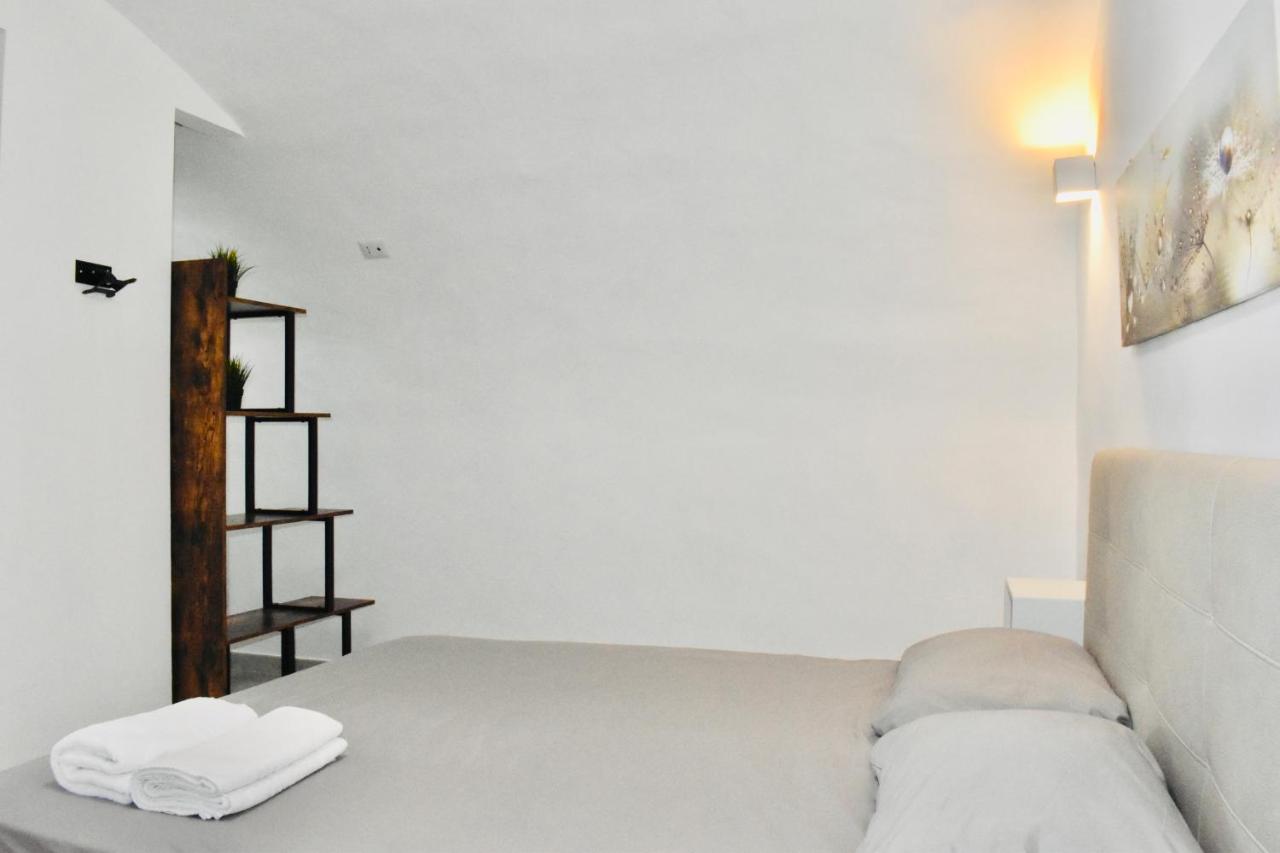 Ferienwohnung Miral One Bari Exterior foto